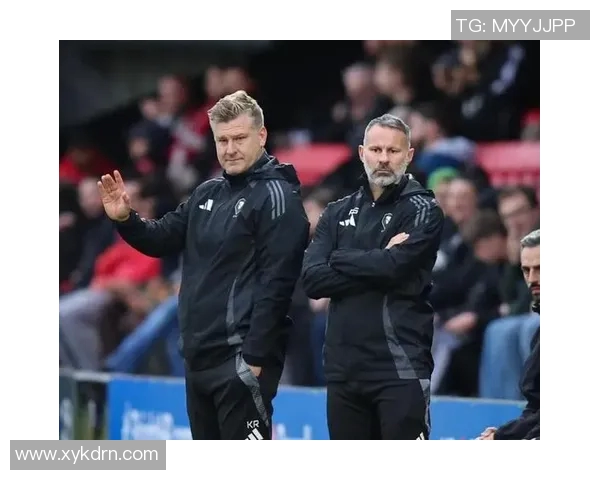 球队老板亲自下场训练引发热议 网友戏称场面滑稽不已 球队老板亲自下场训练引发热议 网友戏称场面滑稽不已