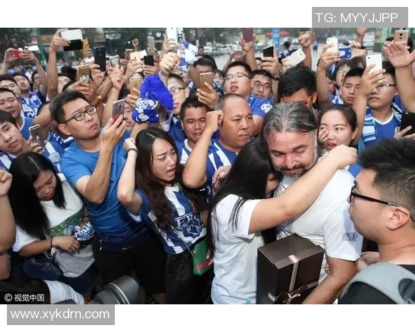 突发足球八卦震惊宣布离队球迷纷纷送别心碎不舍 突发足球八卦震惊宣布离队球迷纷纷送别心碎不舍