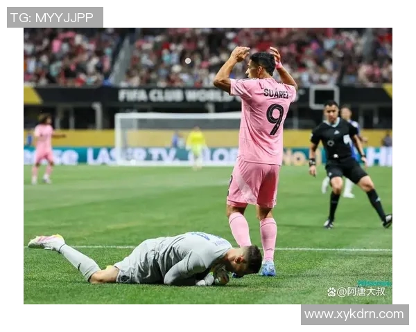 世界杯预选赛争议事件引发社媒热议 各方声音激烈交锋