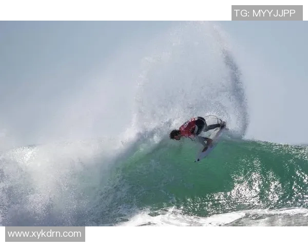 中国首位冲浪世界巡回赛选手晋级年度总决赛 中国首位冲浪世界巡回赛选手晋级年度总决赛