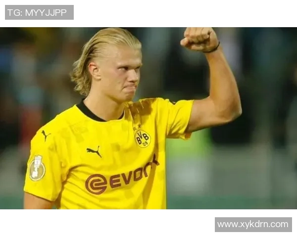 热搜榜第一！哈兰德因一举动刷屏全网