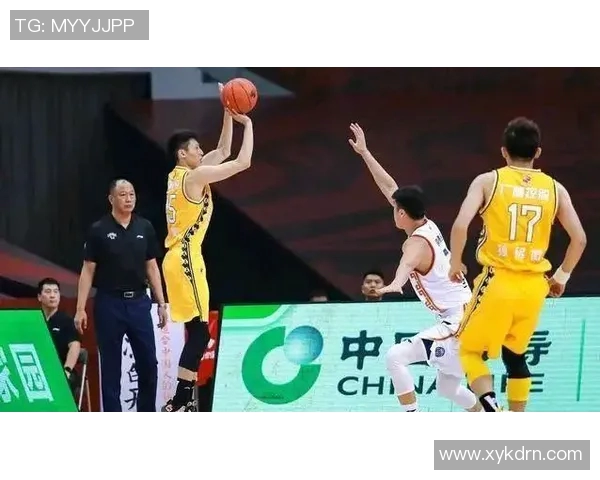 CBA季后赛激烈对决赛程及展望